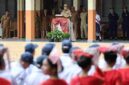 Wali Kota Wesly Silalahi menjadi pembina upacara di SMP Cinta Rakyat 1 Pematangsiantar.