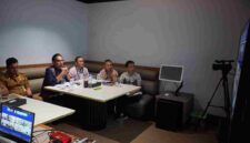 Wali Kota Medan Rico Tri Putra Bayu Waas rapat koordinasi secara daring bersama Menteri Perumahan dan Kawasan Permukiman (PKP) Maruarar Sirait serta sejumlah kepala daerah, Selasa (13/10/2026).