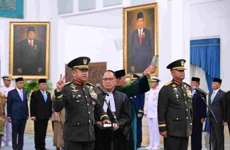 Presiden Prabowo melantik Tandyo Budi Revita sebagai KSAD.