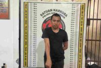 Andri Wardan Lubis, 36 tahun, yang bekerja sebagai wiraswasta dan berdomisili di Nagori Karang Bangun, ditetapkan sebagai tersangka dengan dugaan berperan sebagai penjual narkotika.