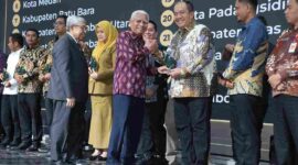 Pemkab Asahan kembali meraih Predikat Kabupaten Informatif pada KI Award 2026 dan mempertahankannya selama lima tahun berturut-turut.