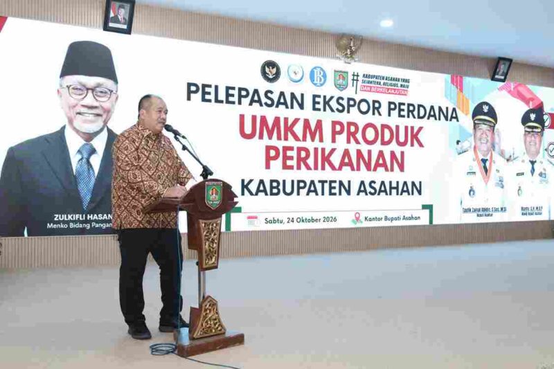  Pelepasan ekspor perdana 40 ton terasi ke Thailand  berlangsung di Aula Melati Kantor Bupati Asahan, Sabtu (24/10/2026),