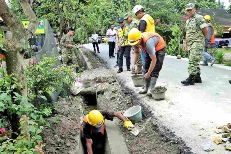 Satgas PRR Sumut meninjau pemanfaatan Dana TKD di Simalungun.