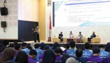 Polda Sumut mengedukasi mahasiswa Politeknik Medan melalui Operasi Patuh Toba 2026 untuk meningkatkan disiplin dan keselamatan berlalu lintas.