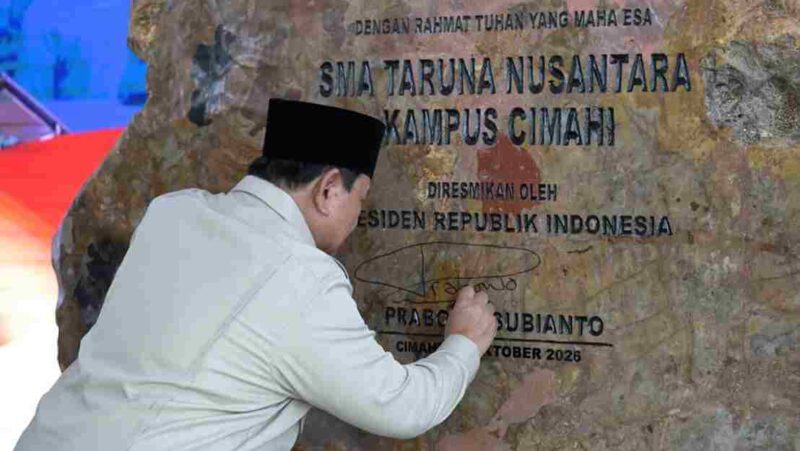 Presiden Prabowo Subianto meresmikan SMA Taruna Nusantara Kampus Cimahi yang berlokasi di Kota Cimahi, Provinsi Jawa Barat, pada Jumat, 30 Oktober 2026.